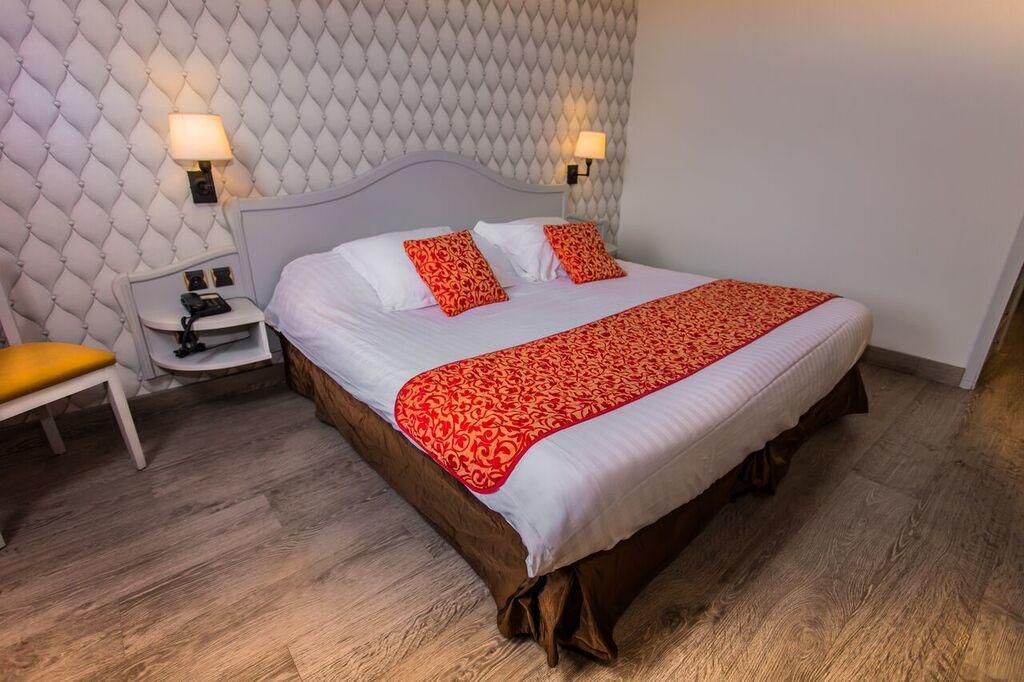 נויון Cit'Hotel - Hotel Le Cedre מראה חיצוני תמונה